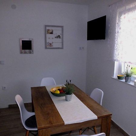 Apartmani Berno Starigrad Paklenica Eksteriør bilde