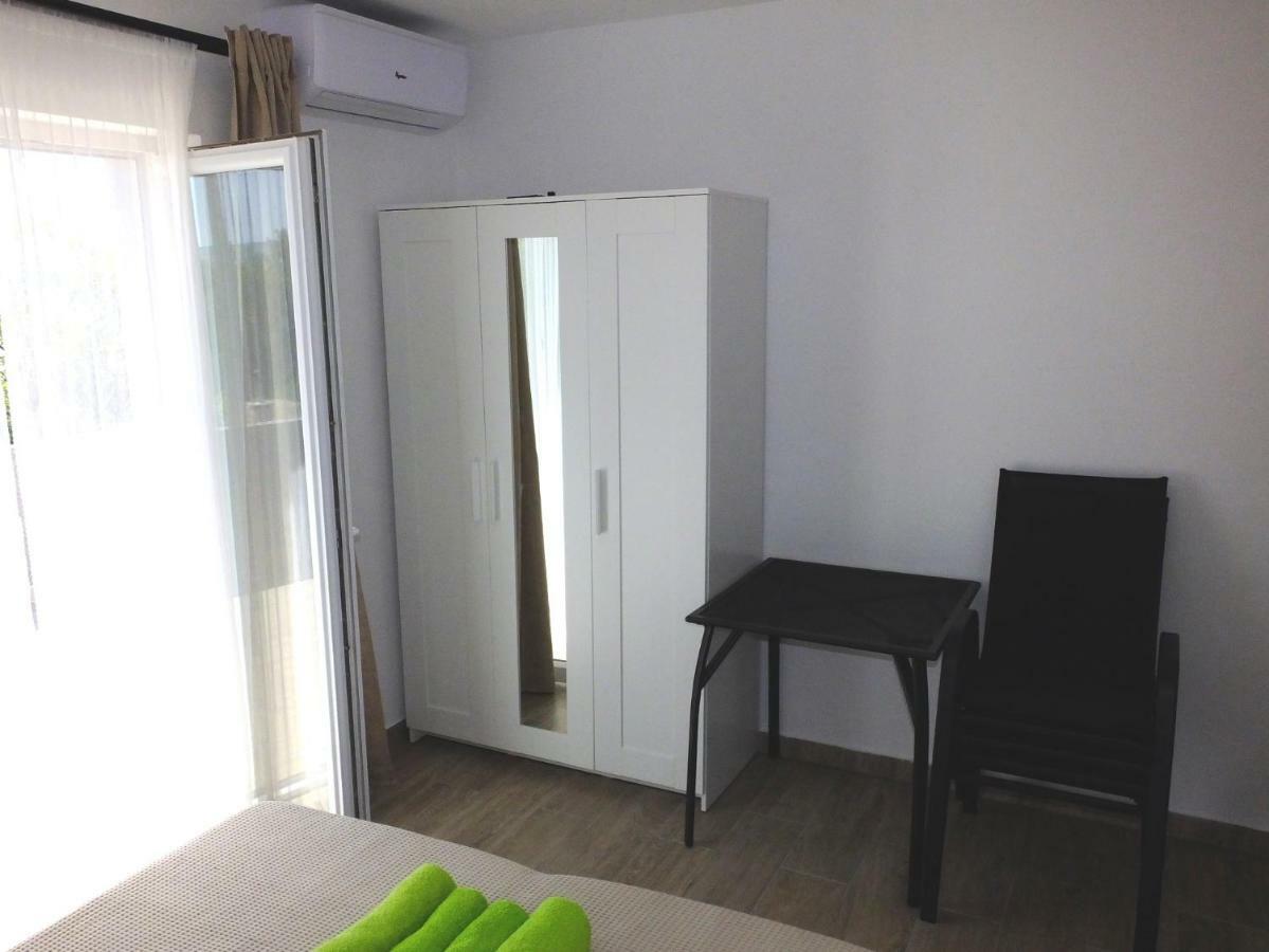 Apartmani Berno Starigrad Paklenica Eksteriør bilde