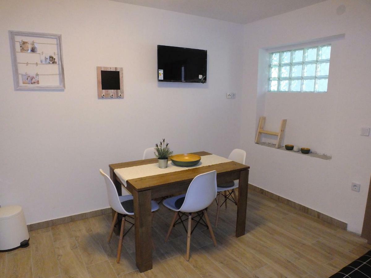 Apartmani Berno Starigrad Paklenica Eksteriør bilde