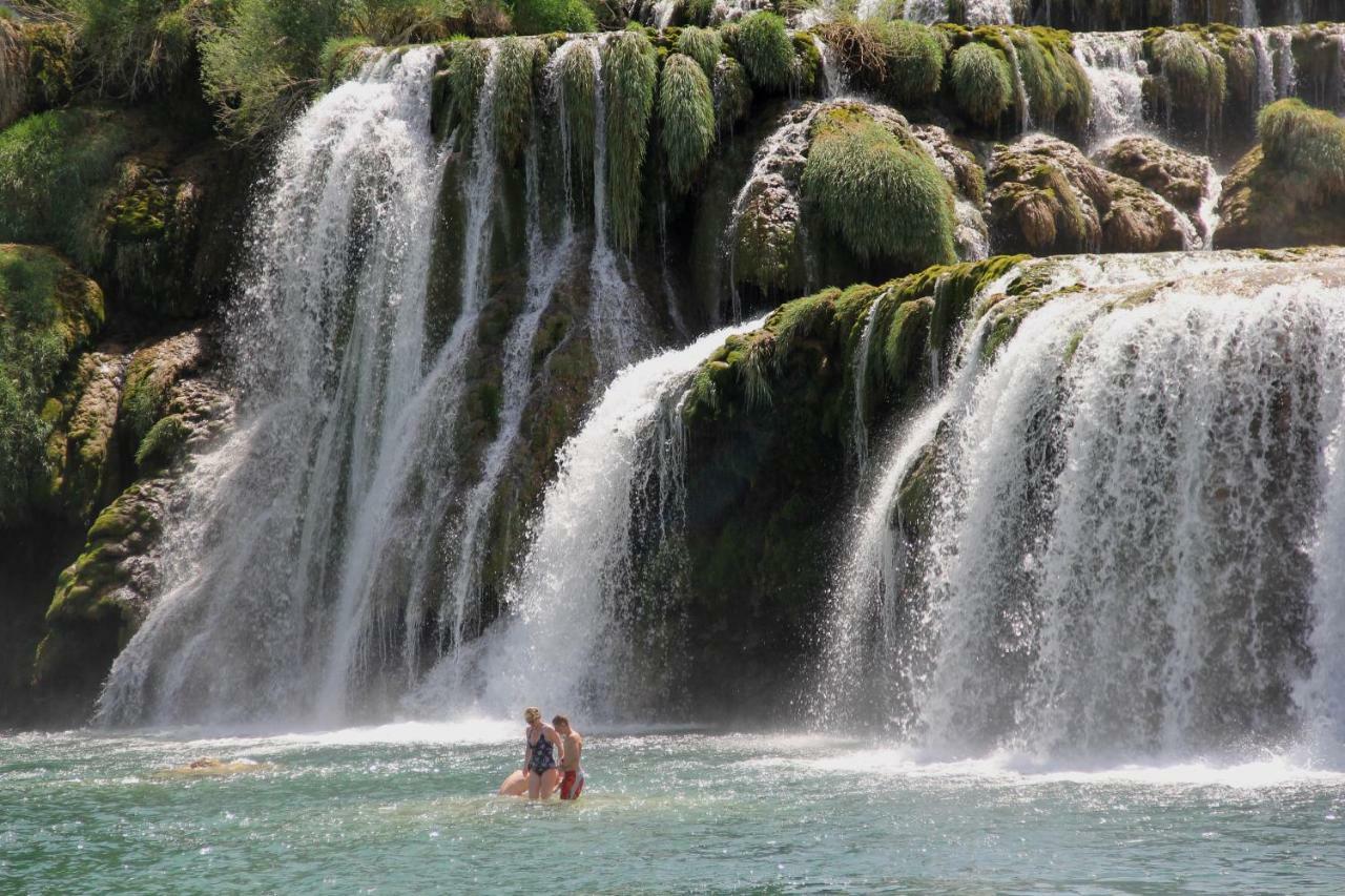 Apartmani Berno Starigrad Paklenica Eksteriør bilde